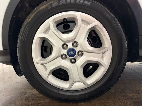 Used 2019 Ford Escape S image 11