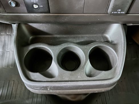 Used 2024 Chevrolet Express 2500 w/ Driver Convenience Package image 19