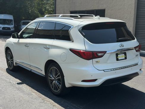 Used 2019 INFINITI QX60 Luxe w/ Sensory Package FWD image 8