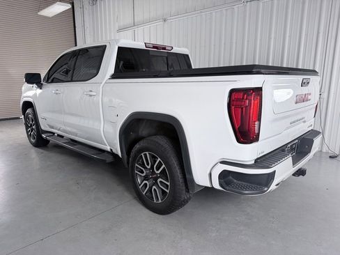 Used 2023 GMC Sierra 1500 AT4 w/ Technology Package AWD/4WD image 6