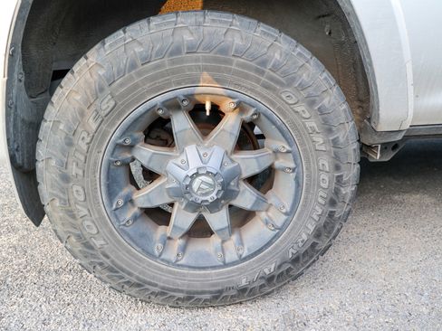 Used 2015 Toyota 4Runner SR5 image 14