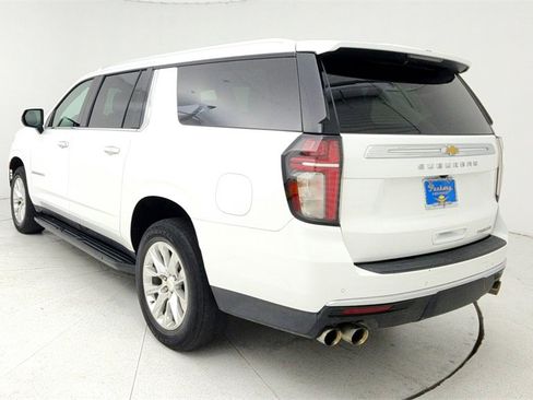 Used 2022 Chevrolet Suburban Premier image 5