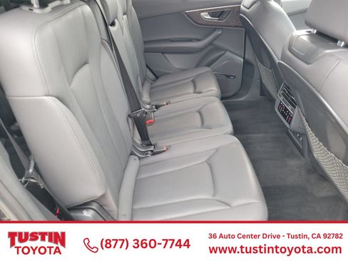 Used 2020 Audi Q7 3.0T Prestige w/ Prestige Package AWD/4WD image 16