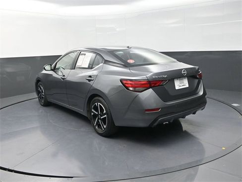 Used 2024 Nissan Sentra SV image 5