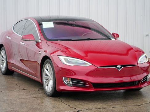 Used 2018 Tesla Model S 75D image 52