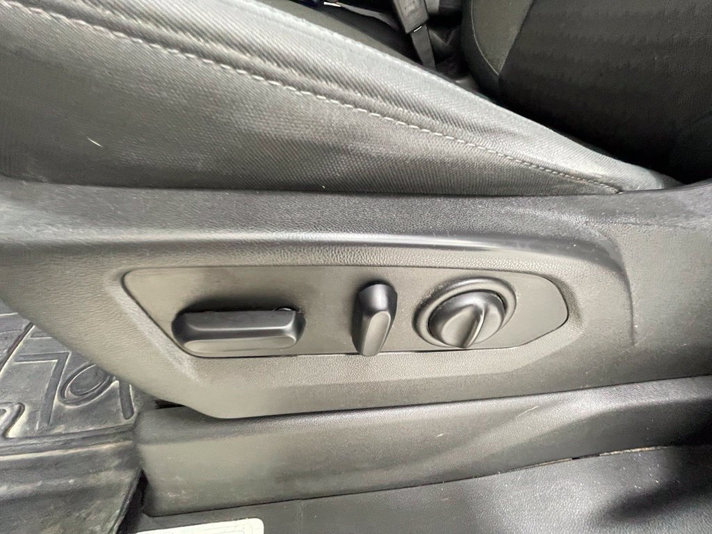 Used 2019 Chevrolet Silverado 1500 RST w/ All-Star Edition AWD/4WD image 18