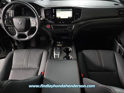 Certified 2024 Honda Passport TrailSport image 17
