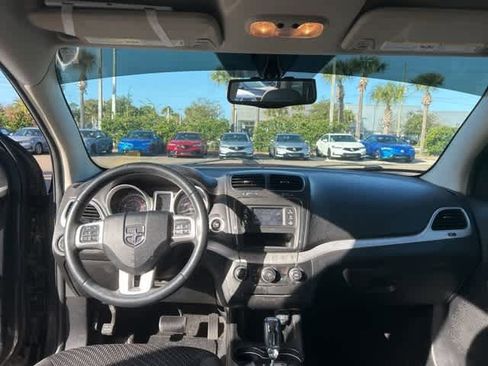 Used 2015 Dodge Journey American Value Package w/ Flexible Seating Group image 7