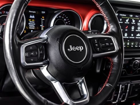 Used 2021 Jeep Gladiator Rubicon AWD/4WD image 15