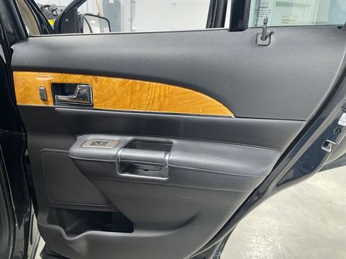 Used 2011 Lincoln MKX AWD w/ 102A Rapid Spec Order Code image 21