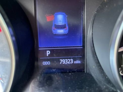 Used 2020 Toyota C-HR XLE FWD image 7