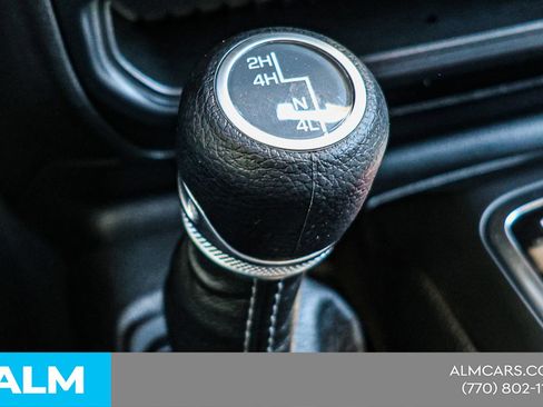 Used 2024 Jeep Wrangler Unlimited Sport AWD/4WD image 33