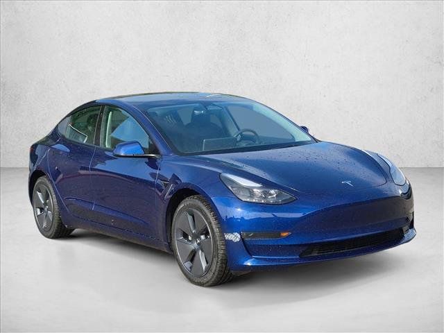 Used 2023 Tesla Model 3 Standard Range RWD image 3