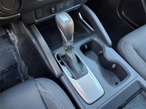 Certified 2025 Nissan Frontier SV image 8