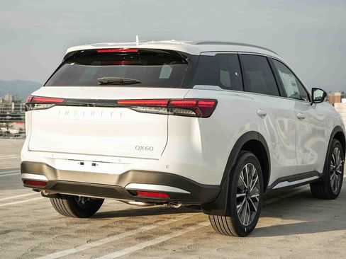 New 2026 INFINITI QX60 Luxe image 6