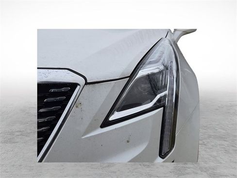 Certified 2023 Cadillac XT5 Premium Luxury image 6