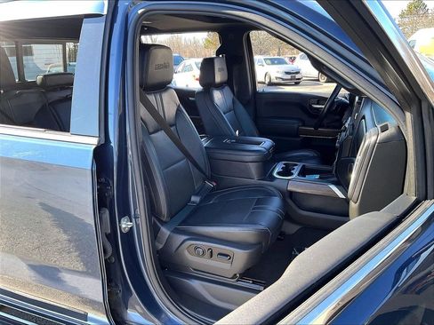 Used 2021 Chevrolet Silverado 1500 High Country w/ Technology Package image 11