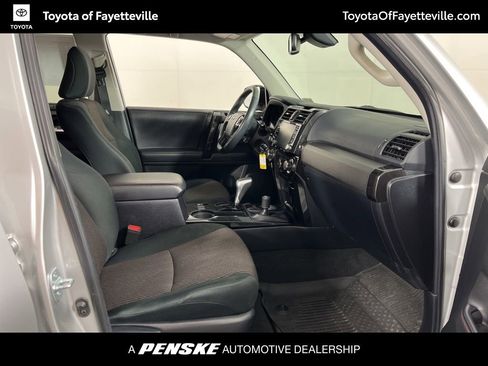 Used 2020 Toyota 4Runner TRD Off-Road image 6