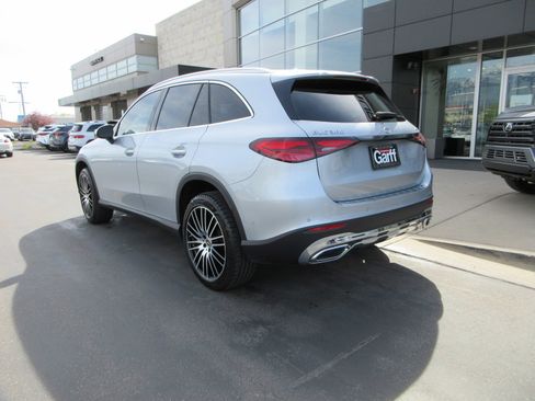 Used 2023 Mercedes-Benz GLC 300 4MATIC image 5