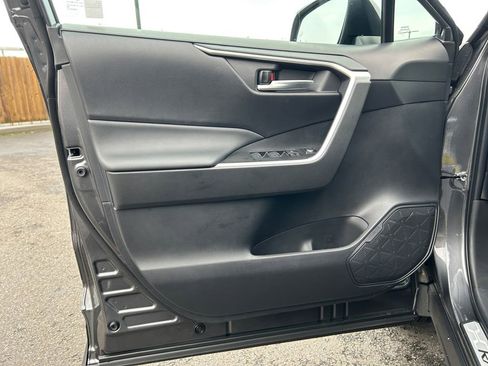 New 2025 Toyota RAV4 XLE image 22