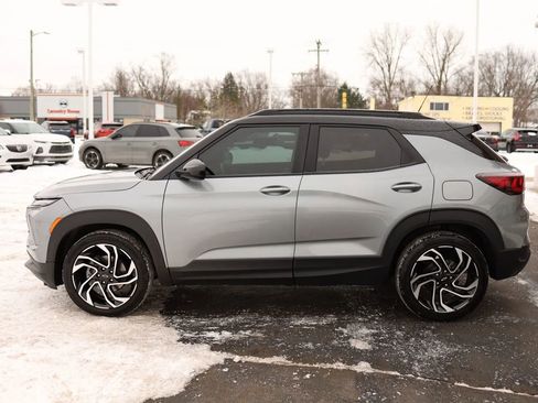 Used 2024 Chevrolet TrailBlazer RS w/ Convenience Package FWD image 8