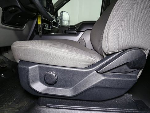 Used 2020 Ford F150 XLT image 31