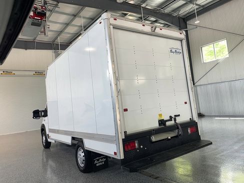 Used 2023 RAM ProMaster 3500 w/ Premium Appearance Group FWD image 3