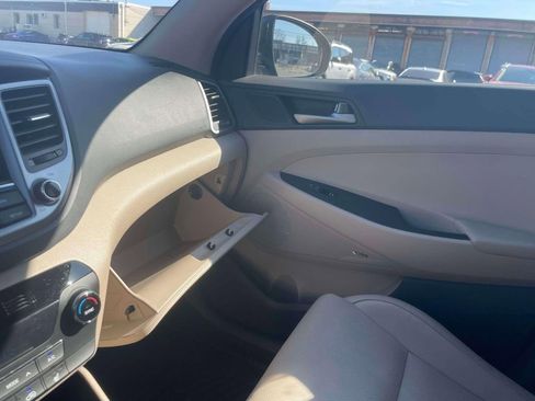 Used 2018 Hyundai Tucson Limited w/ Cargo Package image 33
