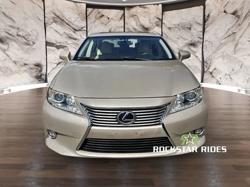 Used 2014 Lexus ES 350 w/ Luxury Package FWD image 5