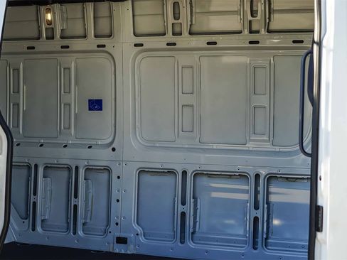 New 2024 Mercedes-Benz eSprinter 170 Cargo image 20