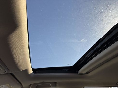 Used 2023 Honda CR-V EX-L image 38