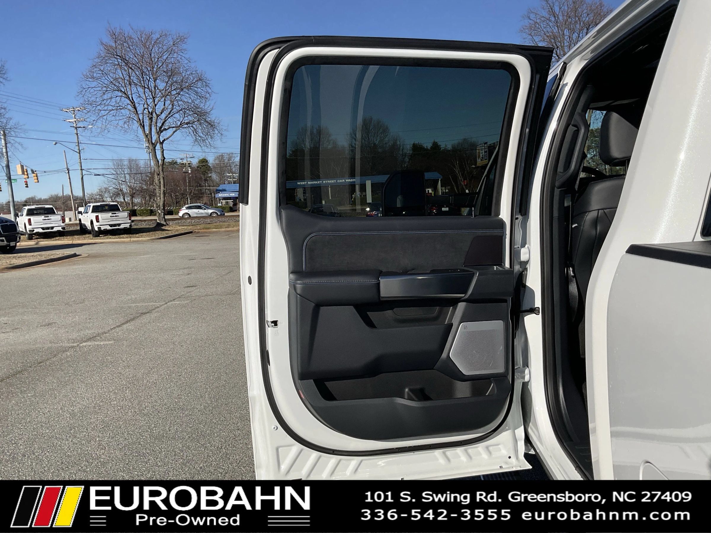 Used 2026 Ford F250 Platinum AWD/4WD image 11