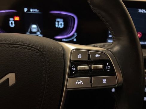 Certified 2023 Kia Telluride EX image 16