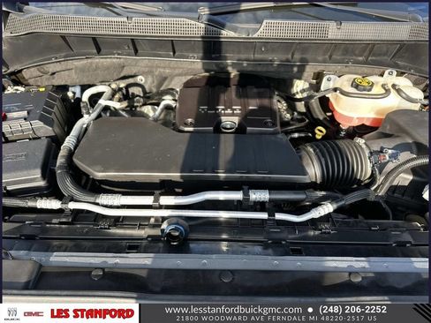 Used 2023 Chevrolet Silverado 1500 LT AWD/4WD image 12