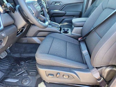 New 2025 GMC Canyon Elevation w/ Convenience Package image 5