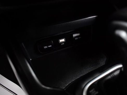 Used 2024 Kia Soul LX image 30