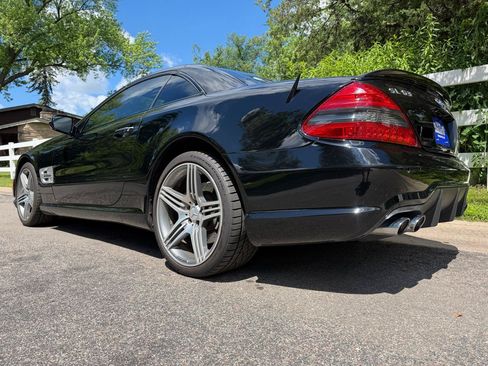 Used 2011 Mercedes-Benz SL 63 AMG image 18