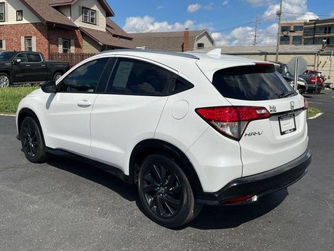 Used 2022 Honda HR-V Sport image 4