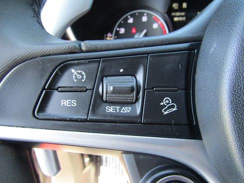 Used 2018 Alfa Romeo Stelvio Ti Sport AWD/4WD image 29