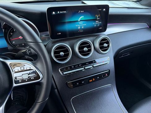 Certified 2022 Mercedes-Benz GLC 300 4MATIC image 21