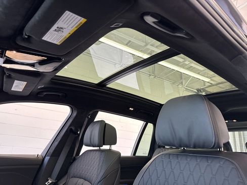 New 2026 BMW X7 xDrive40i w/ M Sport Package image 19