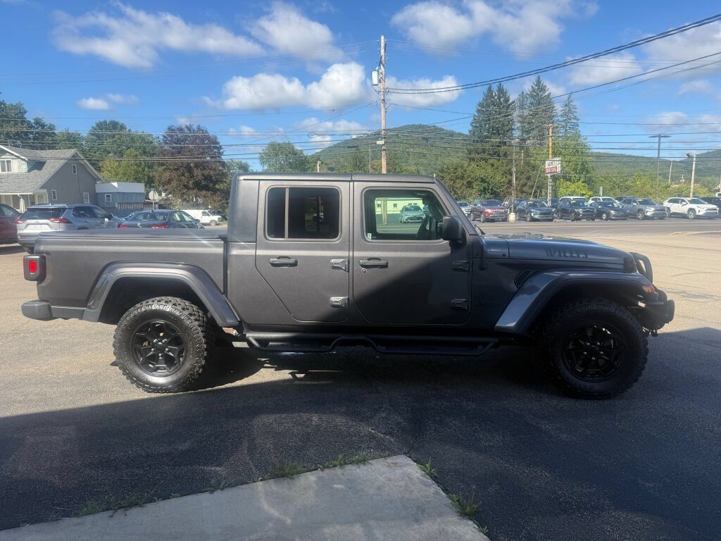 Used 2021 Jeep Gladiator Sport AWD/4WD image 6