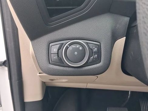 Used 2018 Ford Escape SE AWD/4WD image 22