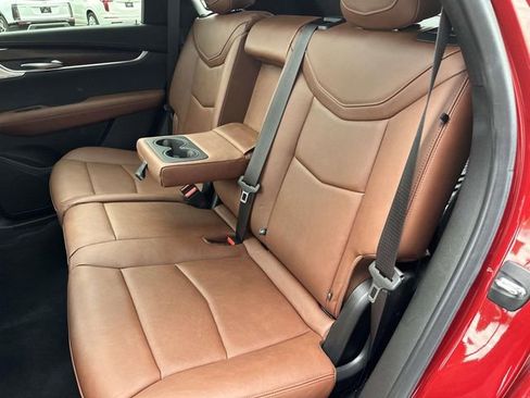 Certified 2023 Cadillac XT5 Premium Luxury AWD/4WD image 31