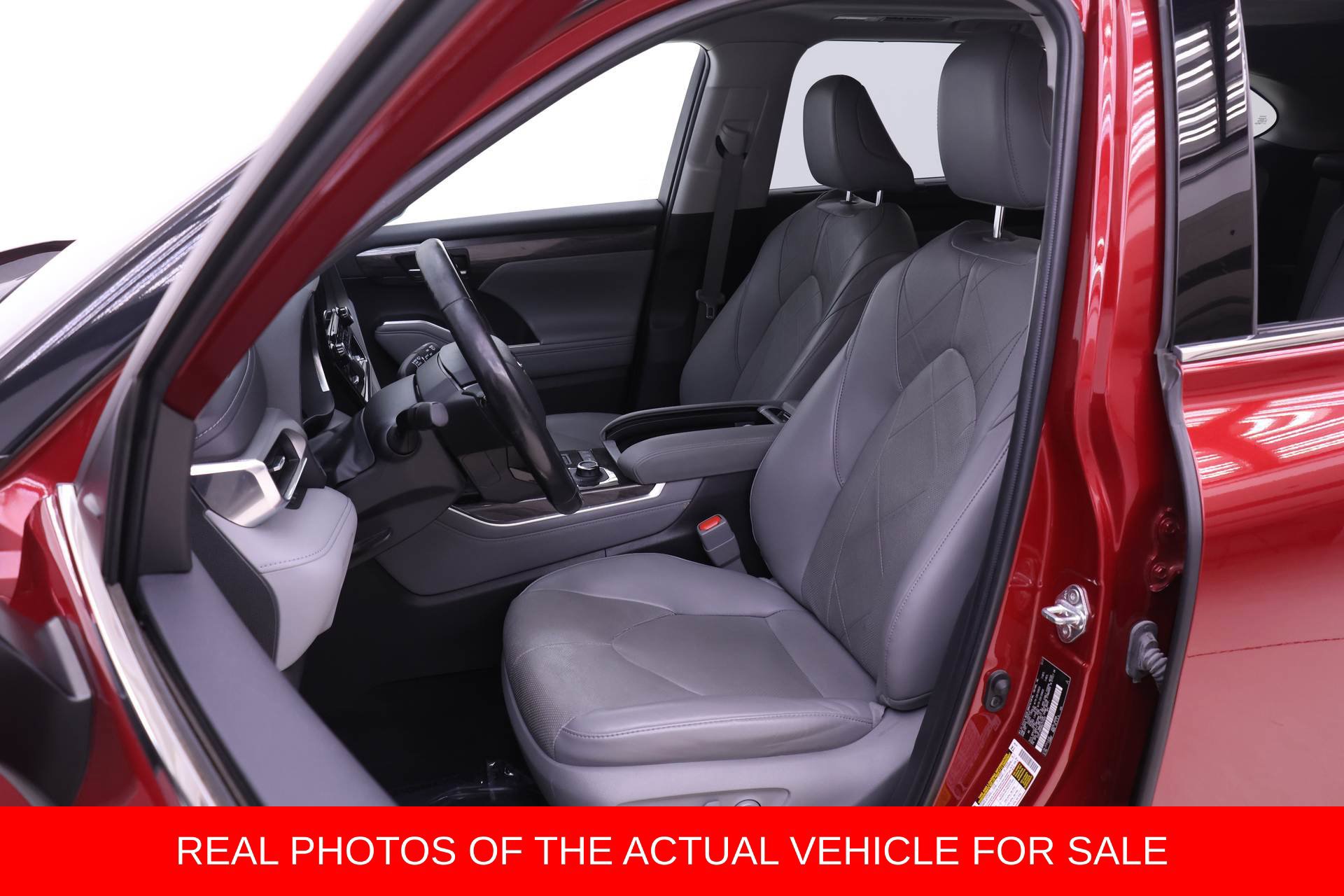 Used 2022 Toyota Highlander Platinum AWD/4WD image 4