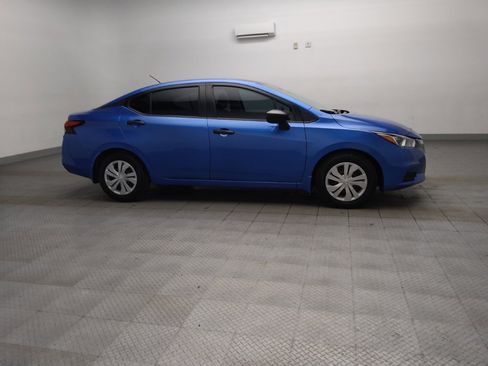 Used 2020 Nissan Versa S FWD image 11