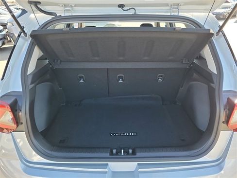 New 2026 Hyundai Venue SE image 20