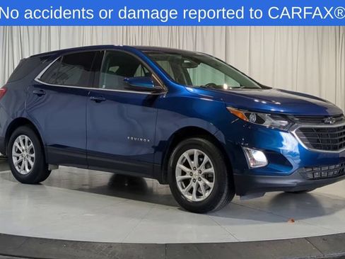 Used 2020 Chevrolet Equinox LT w/ Driver Convenience Package FWD image 2