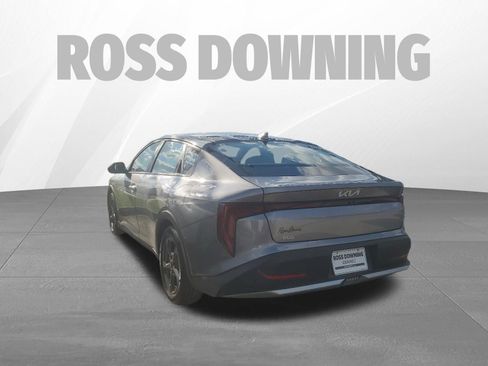 Used 2025 Kia K4 LXS image 6