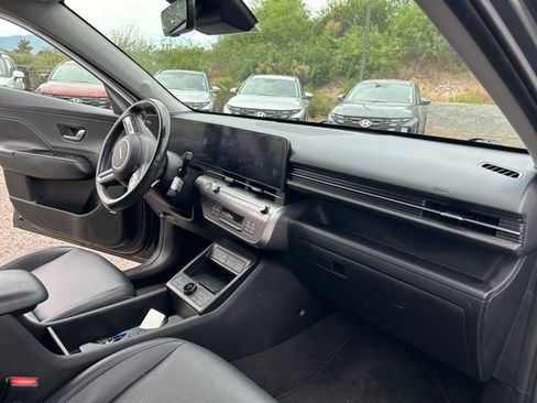 Used 2024 Hyundai Kona Limited image 15